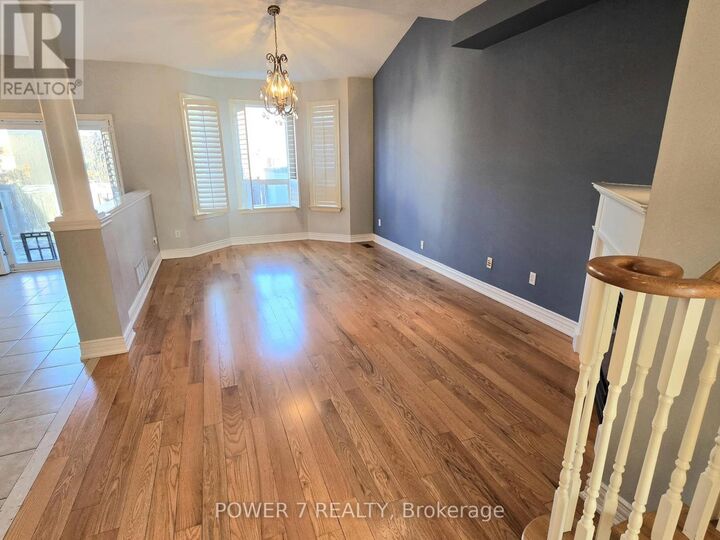 Property Photo:  19 Wheatfield Drive  ON L4H 2K7 