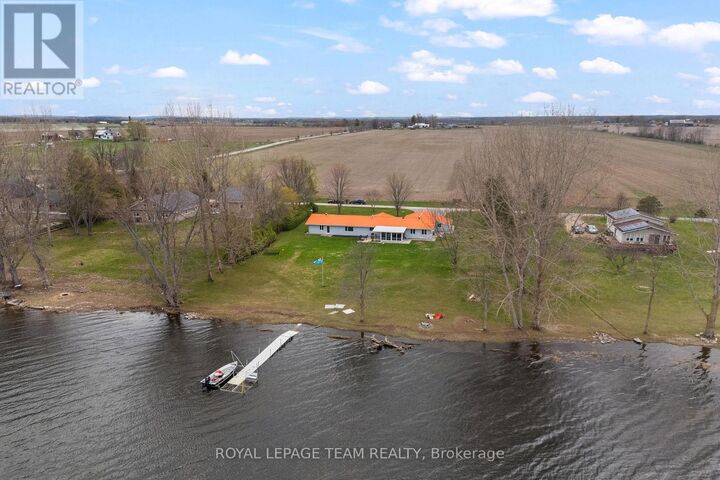 Property Photo:  34 Bird Lake Trail  ON K0J 1K0 