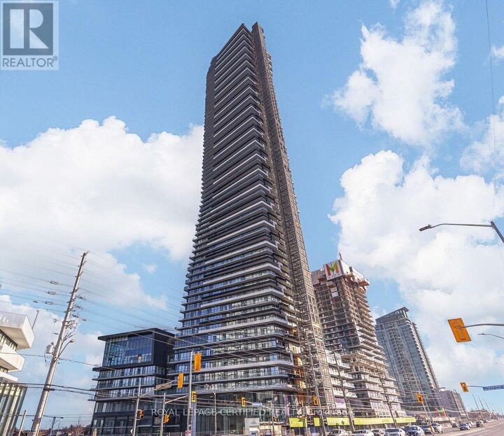 Property Photo:  448 Burnhamthorpe Road West 3311  ON L5B 4M6 