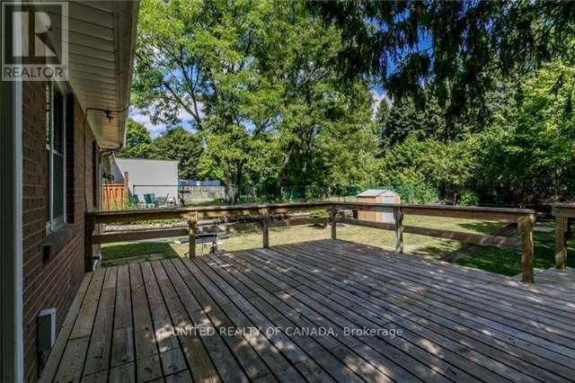 Property Photo:  45 Bayview Parkway  ON L3Y 3W2 