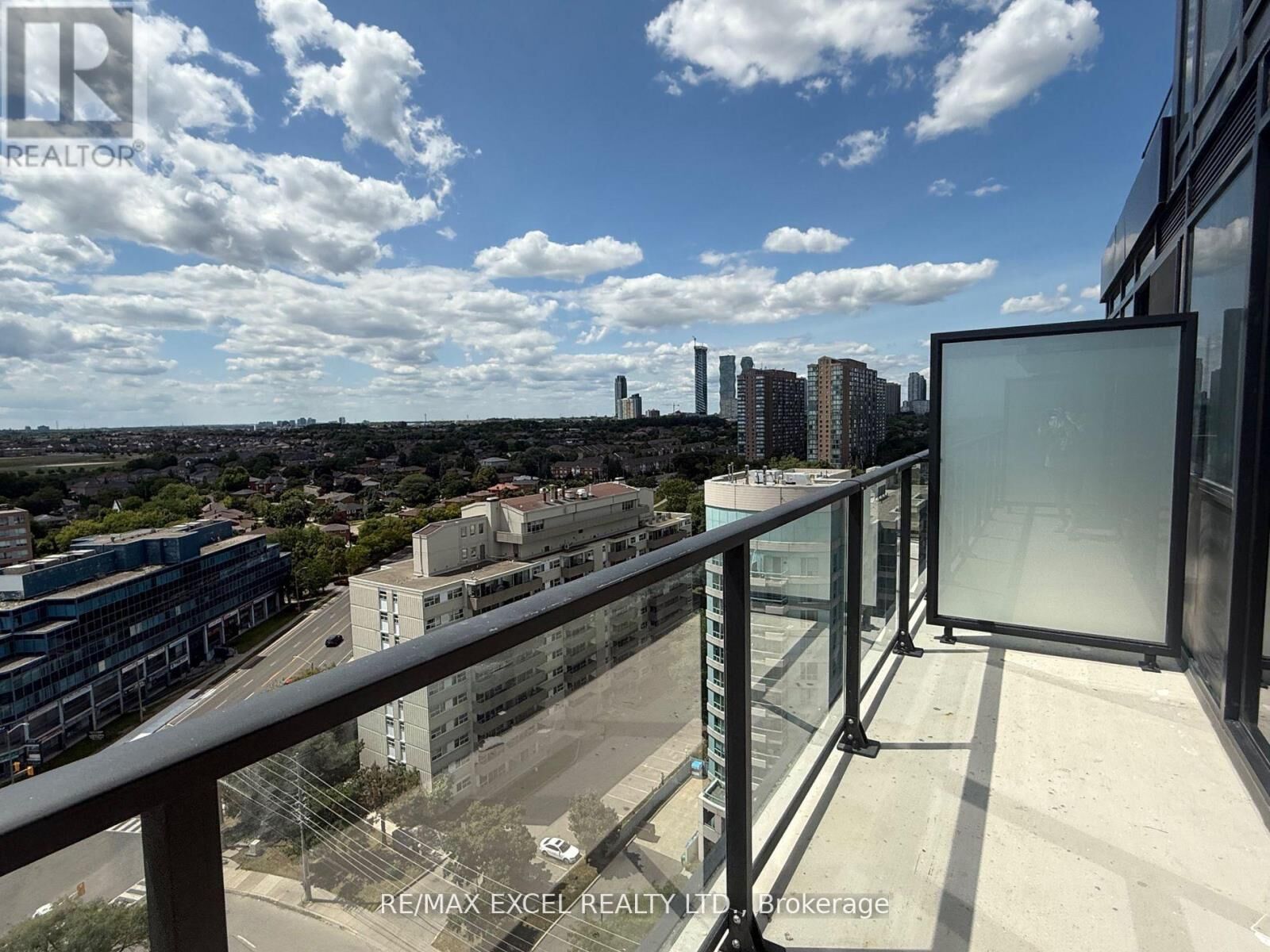 Property Photo:  3009 Novar Road 1612  ON L5B 0P9 