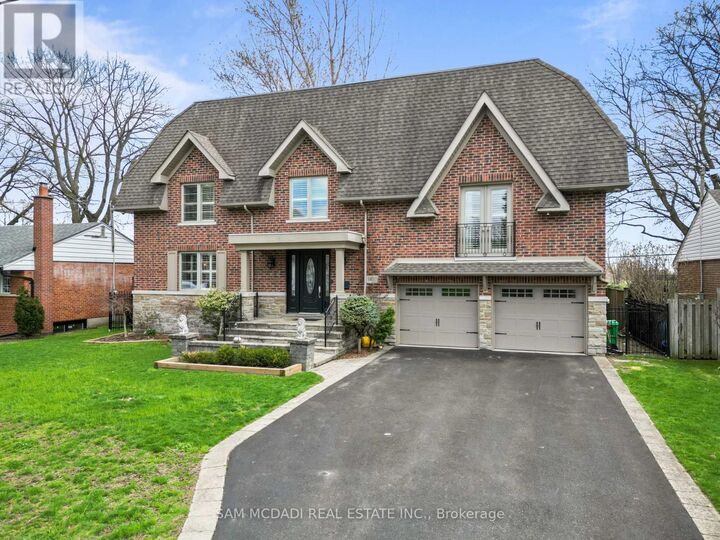 Property Photo:  1486 Orchard Haven Ridge  ON L5E 2S5 