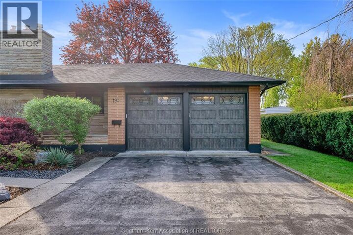 Property Photo:  190 Mercer Street  ON N7M 4B5 
