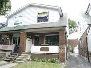 Property Photo:  68 Woodington Avenue Upper  ON M4C 3J5 