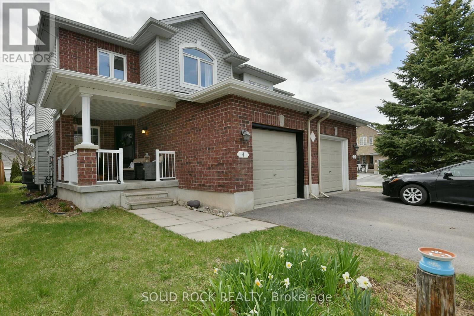 Property Photo:  4 Short Road  ON K7S 0B9 