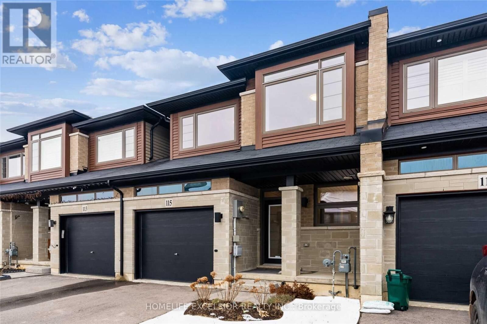 Property Photo:  115 Columbus Gate  ON L8J 0L3 