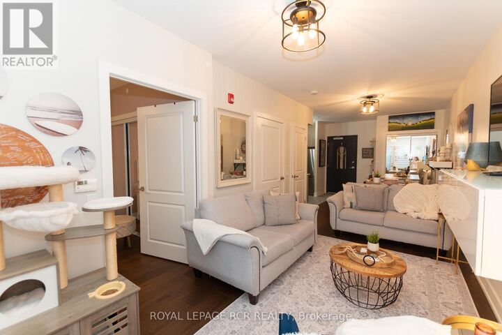 Property Photo:  310 Broadway Avenue 309  ON L9W 1L3 