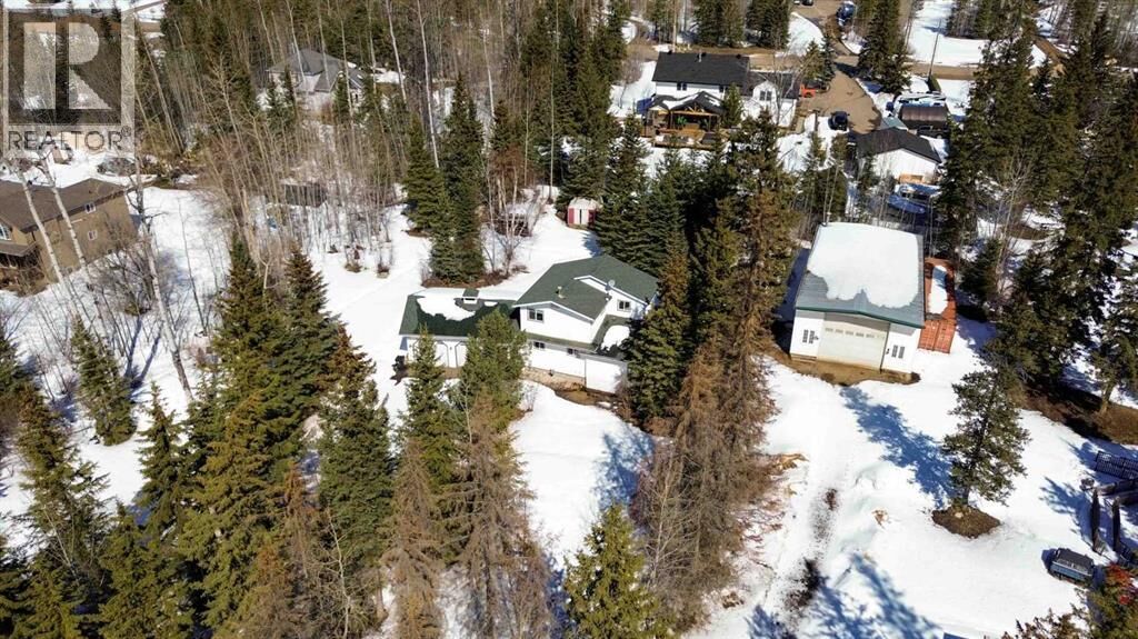 Property Photo: 126 Community Lane AB T9H 5B4