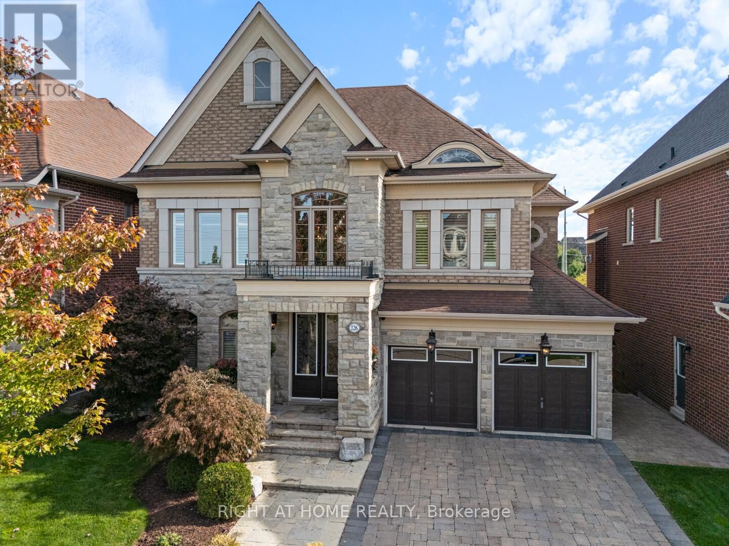 Property Photo:  126 Vines Place  ON L4G 0R7 