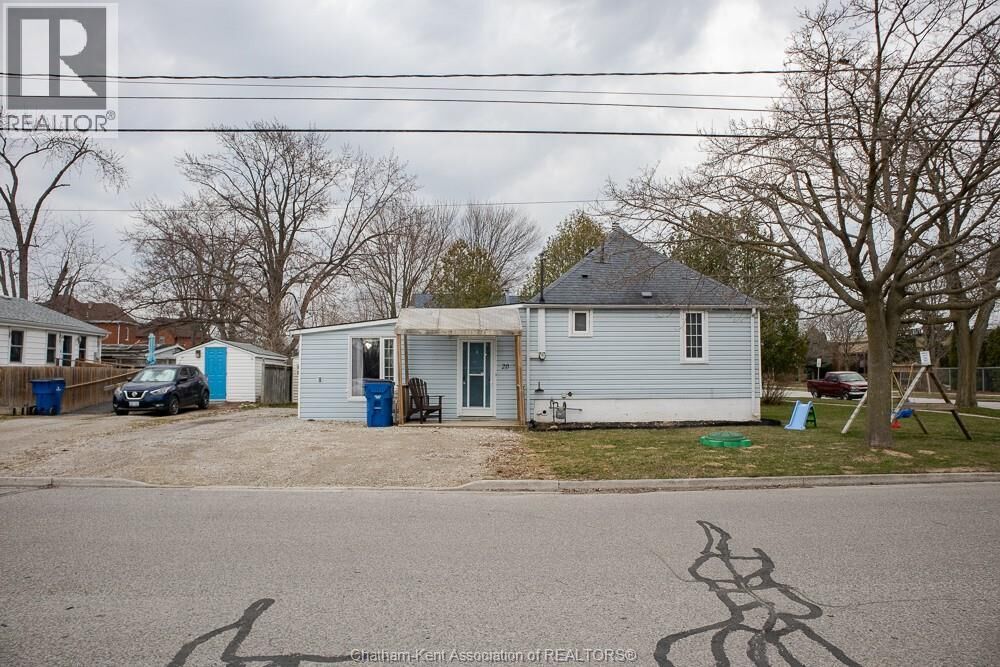 Property Photo:  20 St.clair Street  ON N0P 2L0 