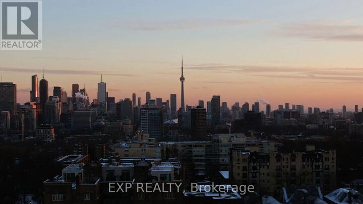 Property Photo:  160 Balmoral Avenue 103  ON M4V 1J7 
