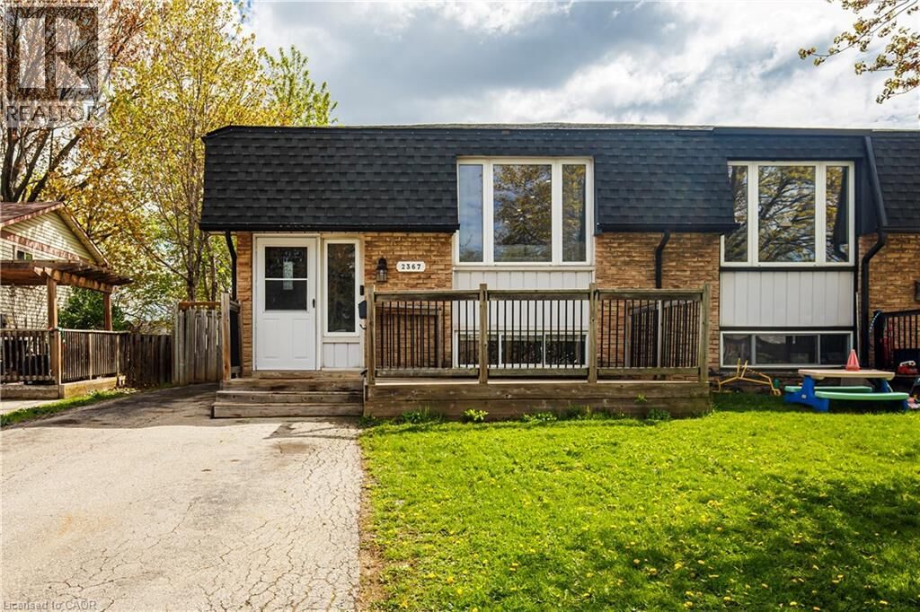 Property Photo:  2367 Middlesmoor Crescent  ON L7P 3X4 