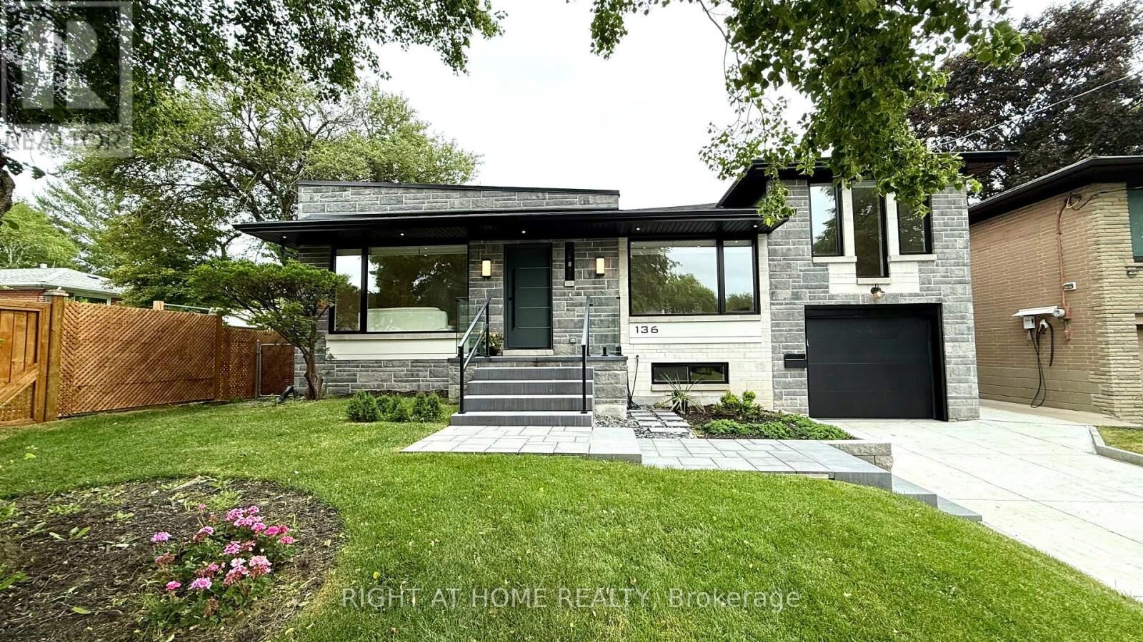 Property Photo:  136 Santa Barbara Road  ON M2N 2C5 