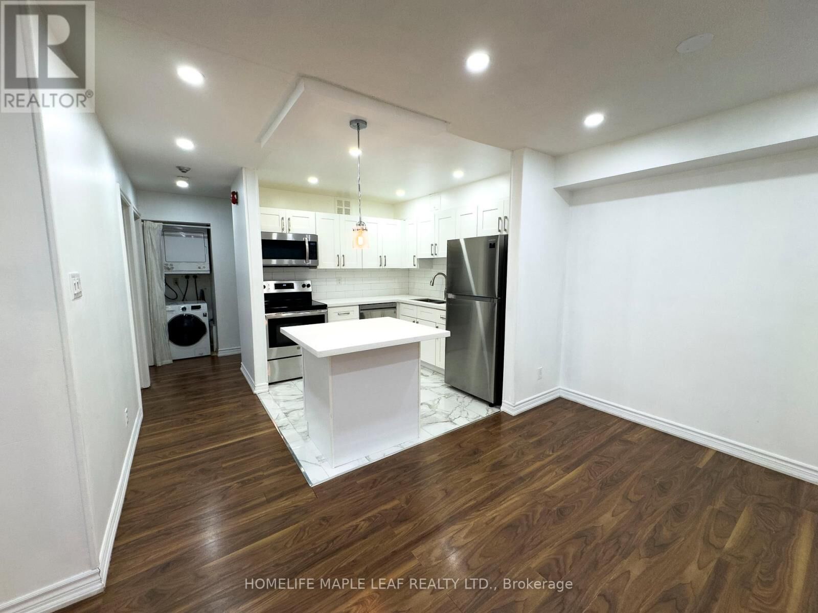 Property Photo:  95 Trailwood Drive 713  ON L4Z 3L2 