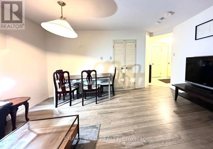 Property Photo:  55 Centre Avenue 1806  ON M5G 2H5 