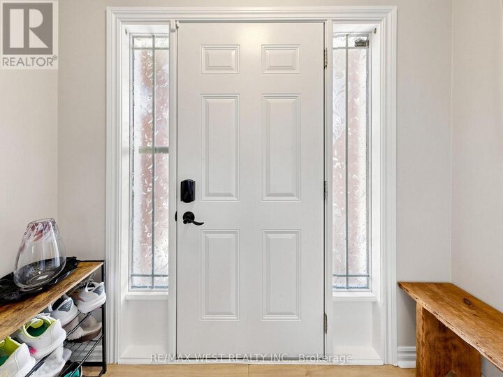 Property Photo:  195 Banting Crescent  ON L0M 1B6 