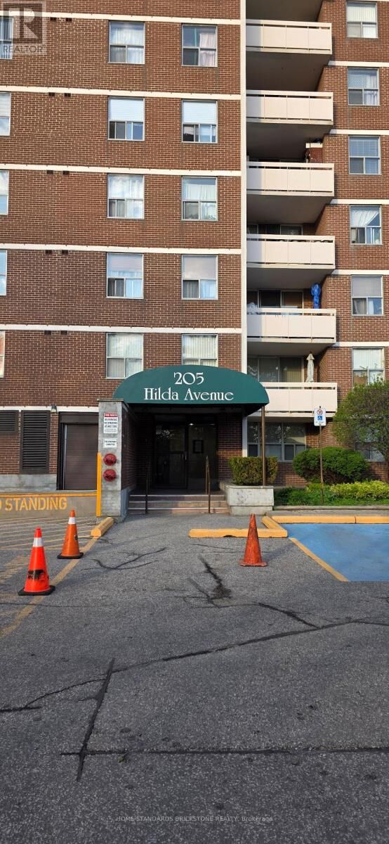 Property Photo:  205 Hilda Avenue 1407  ON M2M 4B1 