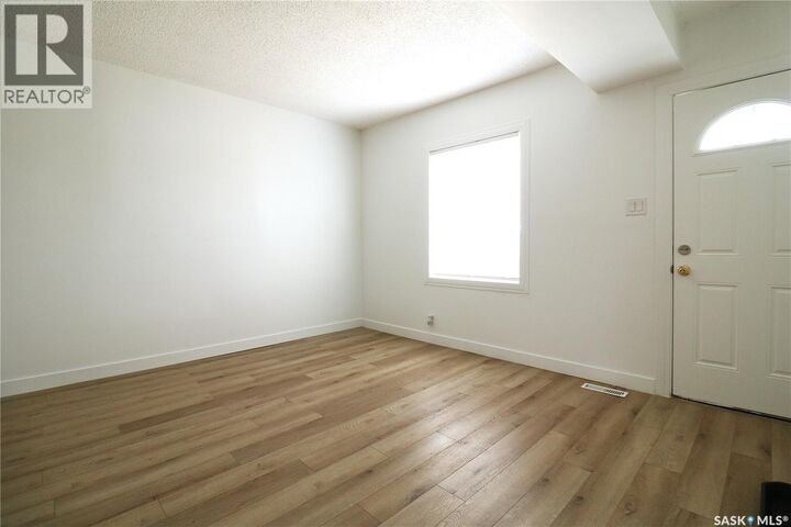 Property Photo:  544 Osler Street  SK S4R 1W1 