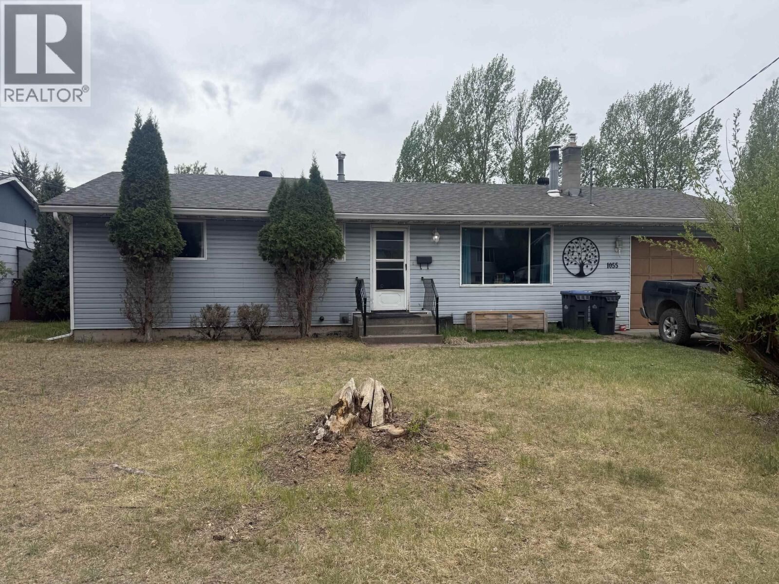 Property Photo:  1055 Ninth Avenue  BC V2G 2L2 