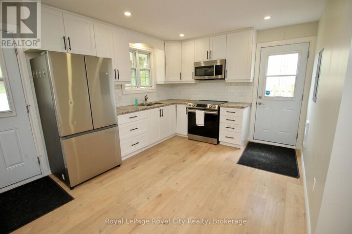 Property Photo:  405 Main Street South 1  ON N0B 2K0 