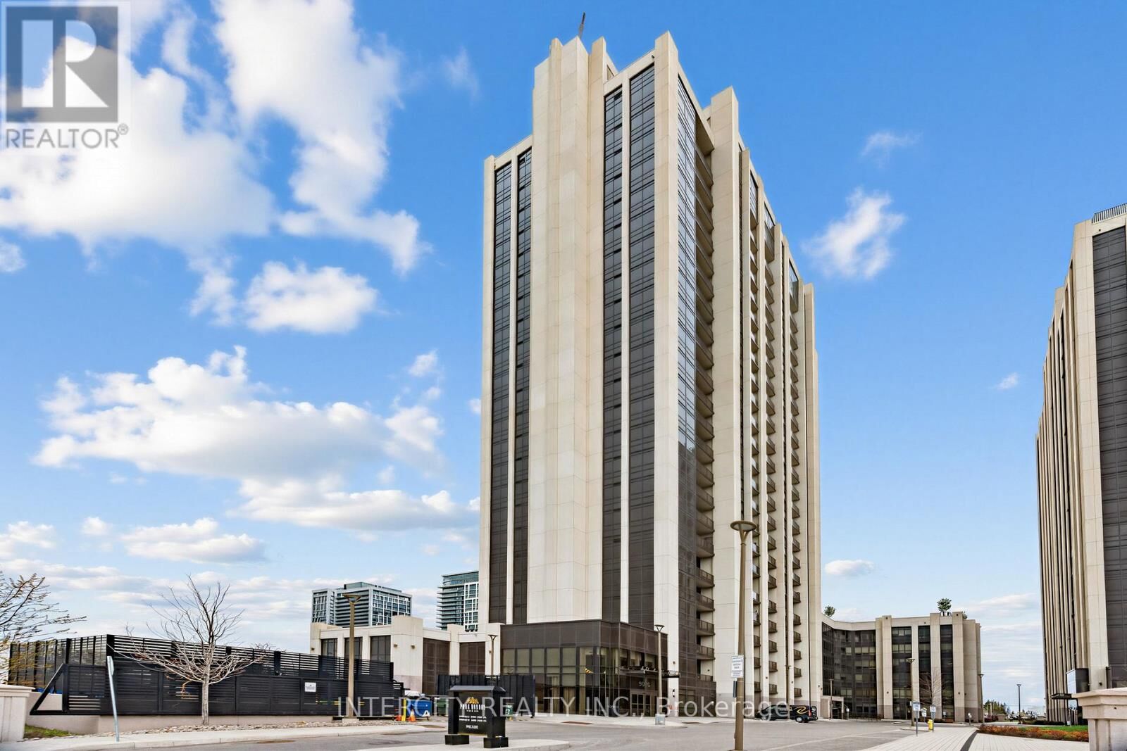 Property Photo:  9075 Jane Street 210  ON L4K 0L7 