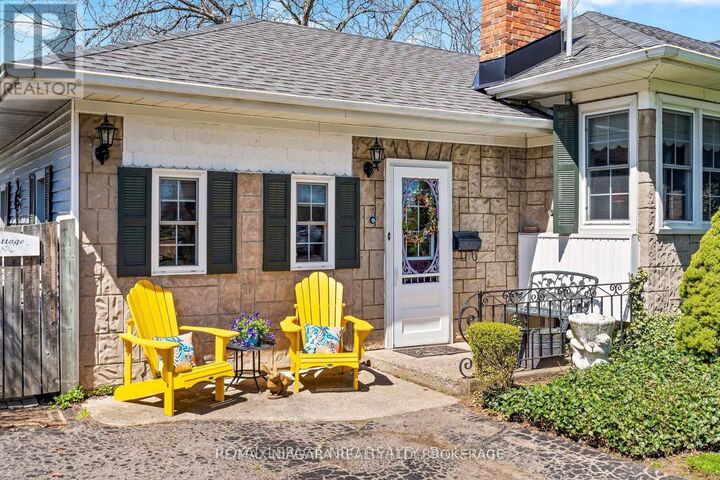 Property Photo:  39 Maplewood Drive Lower  ON L2M 3P1 