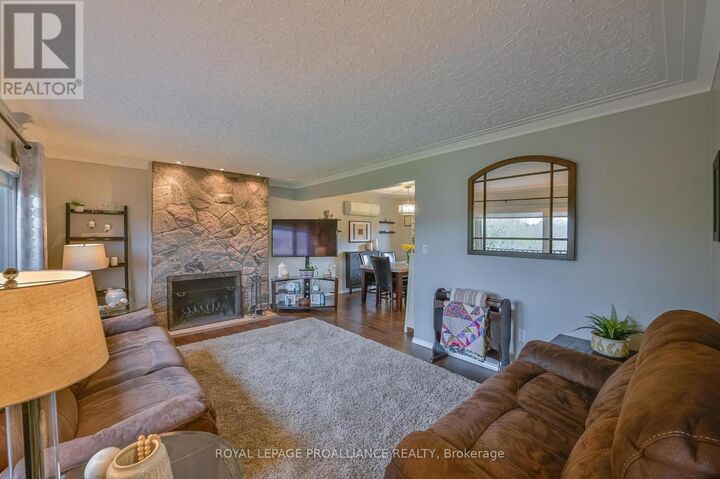 Property Photo:  1 Brook Road North  ON K9A 4G4 
