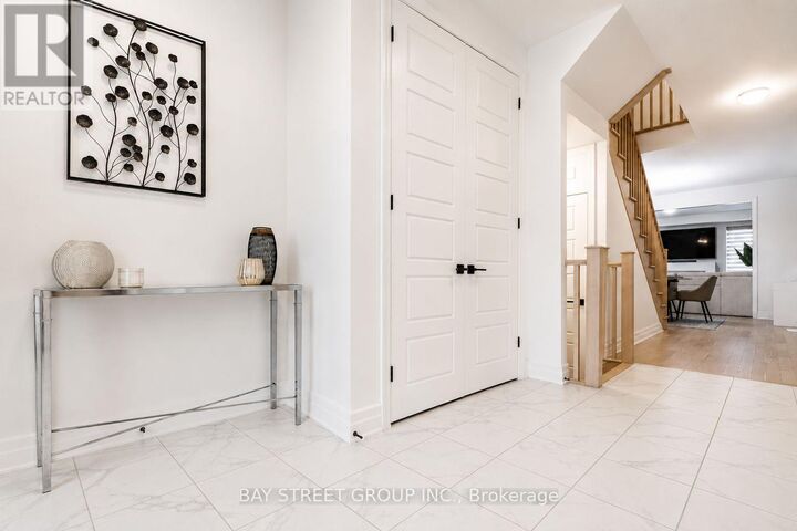 Property Photo:  91 Milt Schmidt Street  ON N2R 0T2 