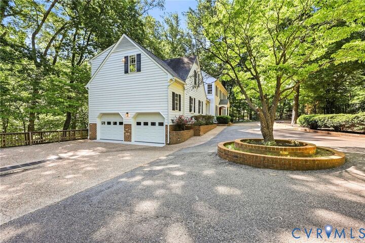 Property Photo:  3201 E Brigstock Road  VA 23113 