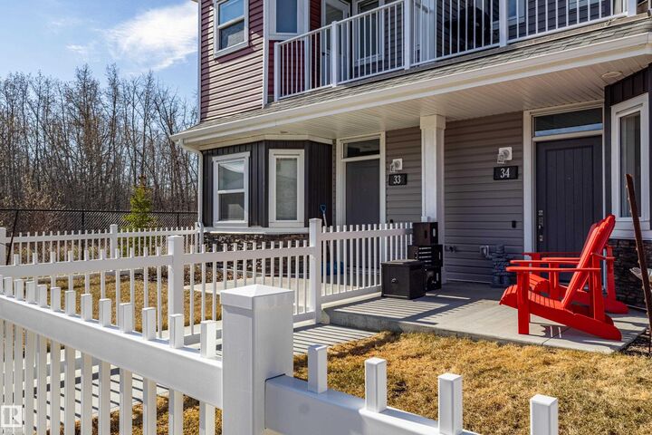 Property Photo:  150 Everitt Dr 33  AB T8N 7R8 