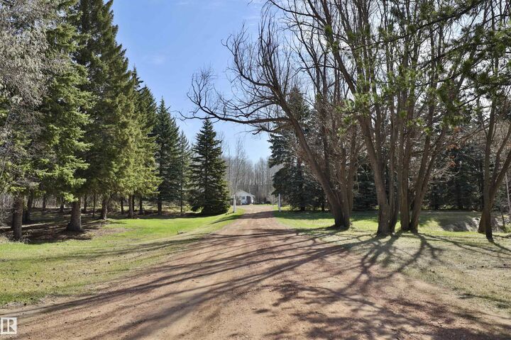 Property Photo: 4701 22 Street AB T0C 2C0