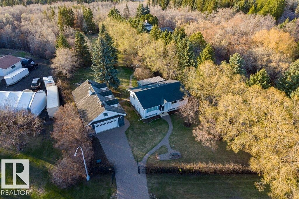 Property Photo:  24 25019 Sturgeon Road Drive  AB T8N 0E1 