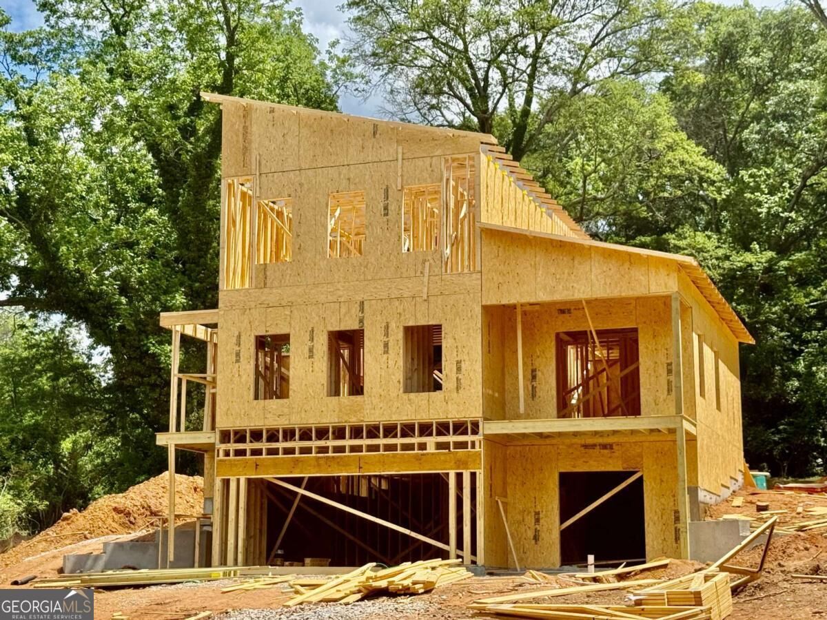 Property Photo:  146 N Peter Street  GA 30601 