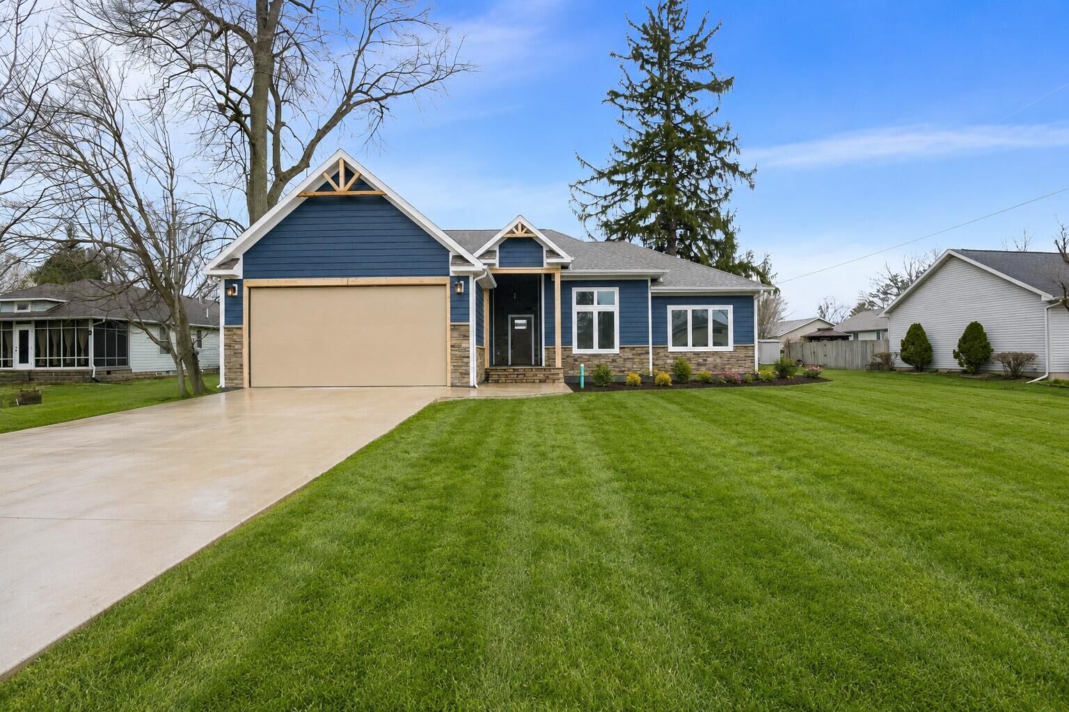Property Photo:  2008 I Street  IN 46350 