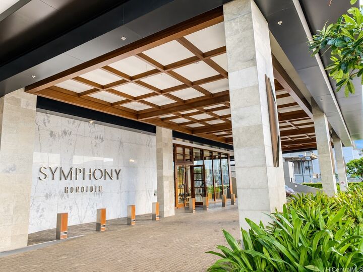 Property Photo:  888 Kapiolani Boulevard 3907  HI 96813 