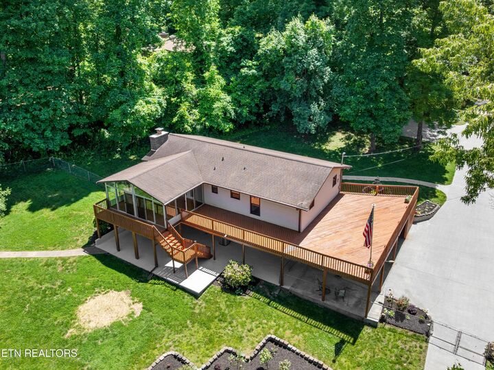 Property Photo:  235 S Ridge Rd  TN 37920 