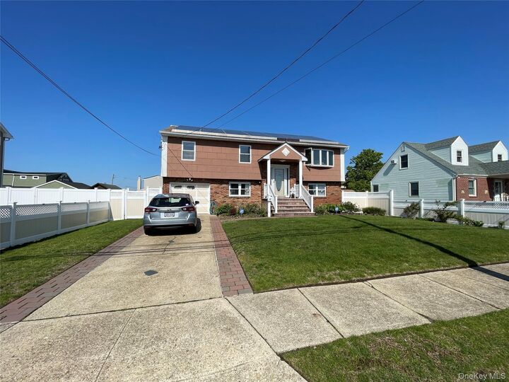 Property Photo:  84 Surf Road  NY 11757 
