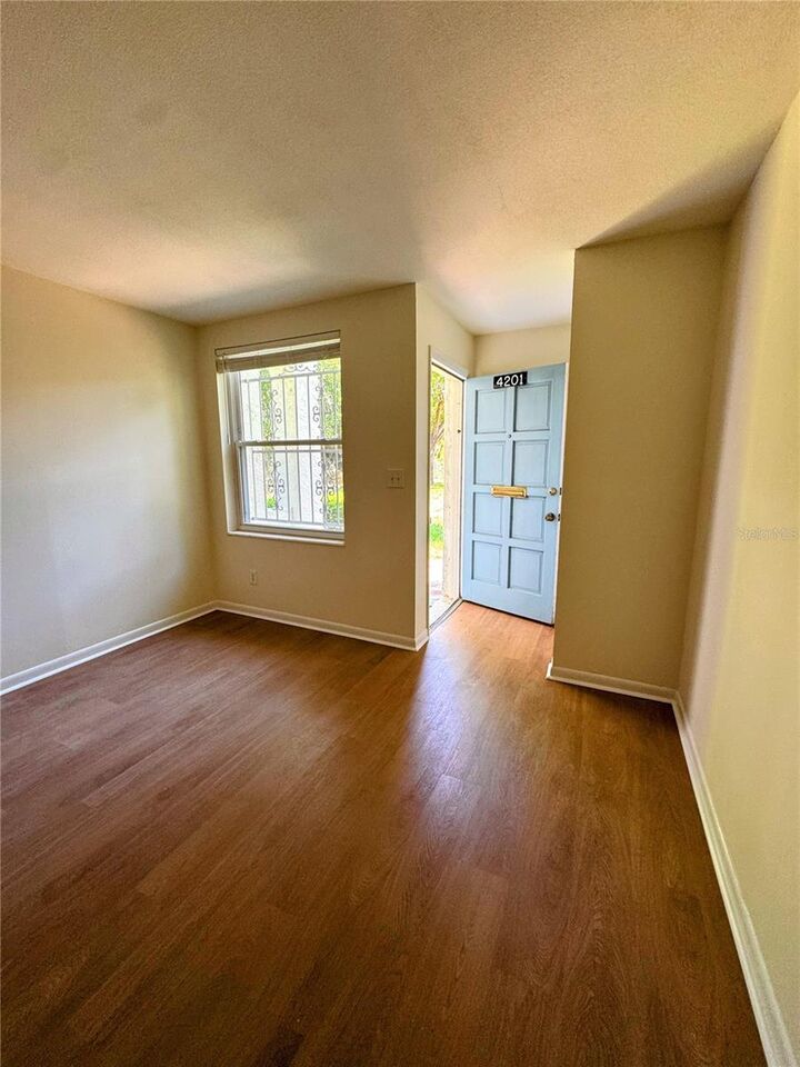 Property Photo:  4201 La Dega Court  FL 33611 