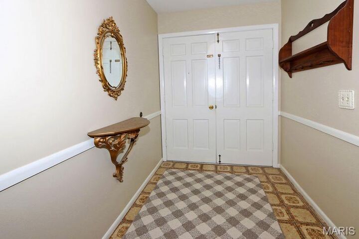 Property Photo:  111 Green Acres Road  MO 63137 