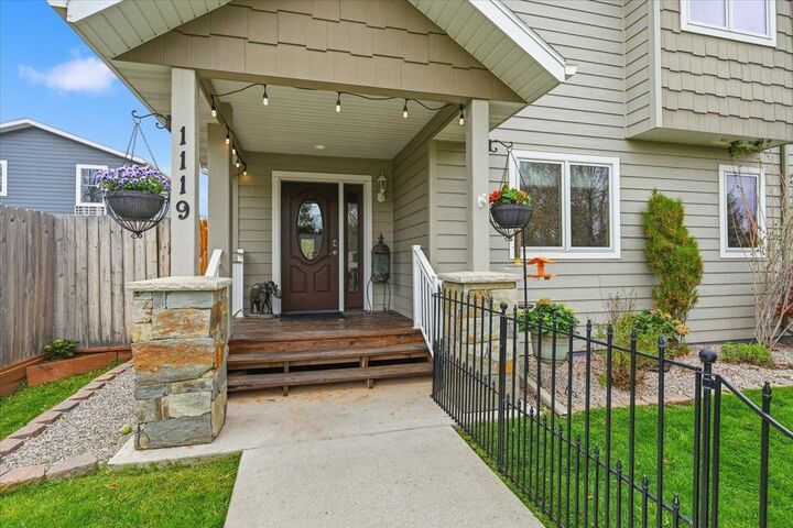 Property Photo:  1119 N Canyon Street  SD 57793 