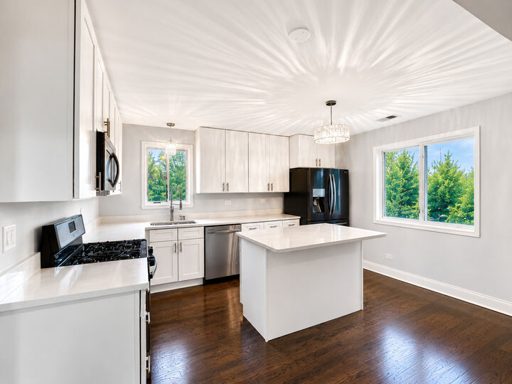 Property Photo:  14949 Lakeview Drive 102  IL 60462 