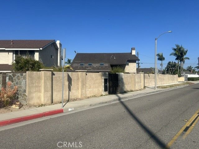 Property Photo:  75 Adams Avenue  CA 92648 