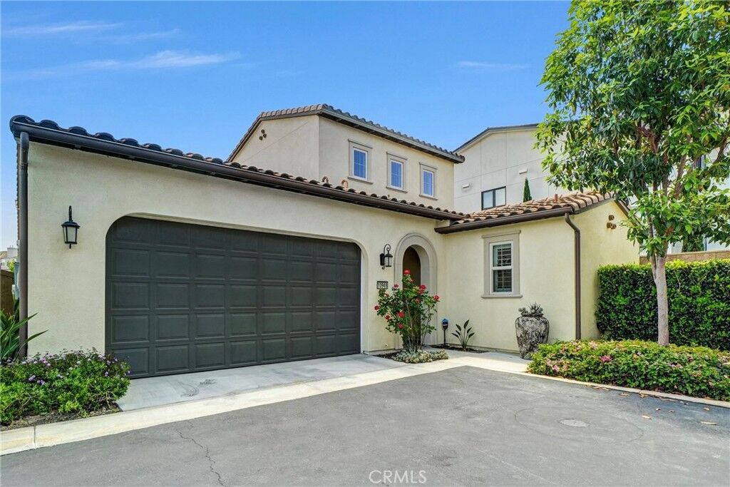 Property Photo:  10948 Carrillo Court  CA 90720 