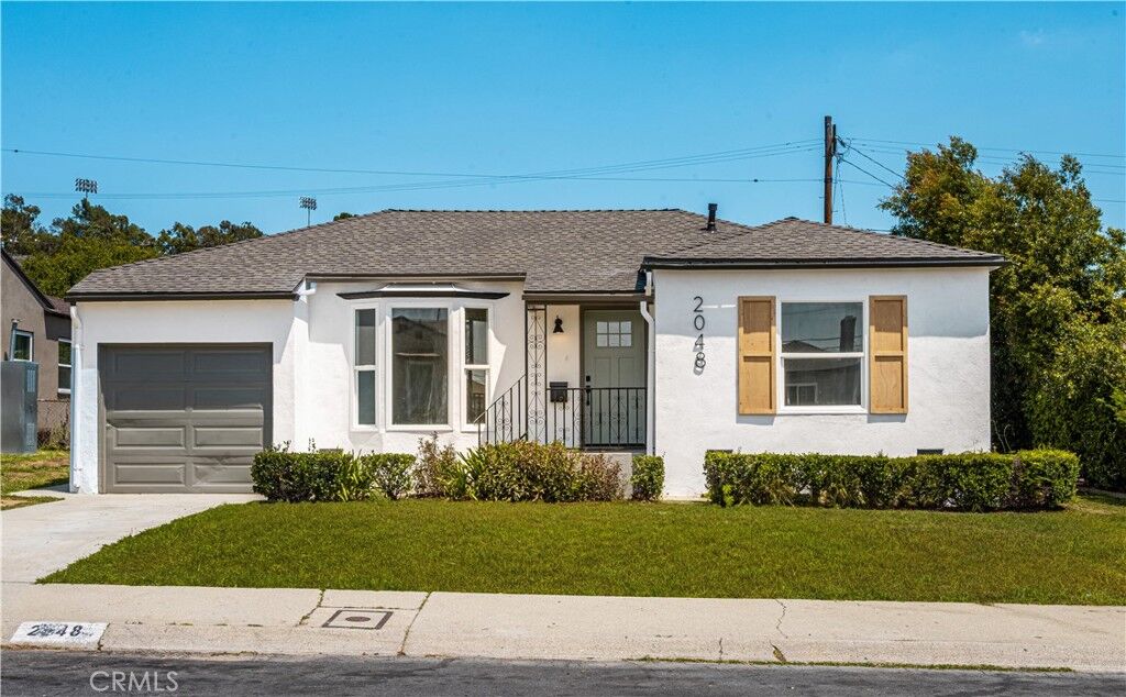 Property Photo:  2048 N Hicks  CA 90032 