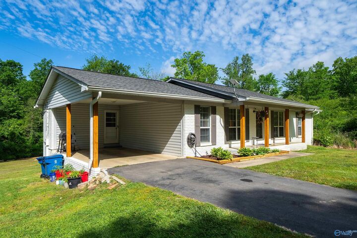 Property Photo:  280 Larue Circle  AL 35031 