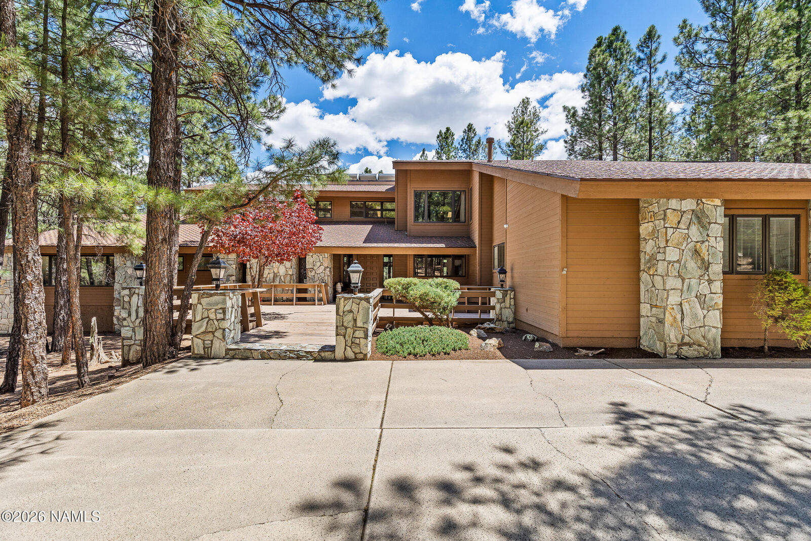 Property Photo:  5101 E Lake Country Road  AZ 86004 