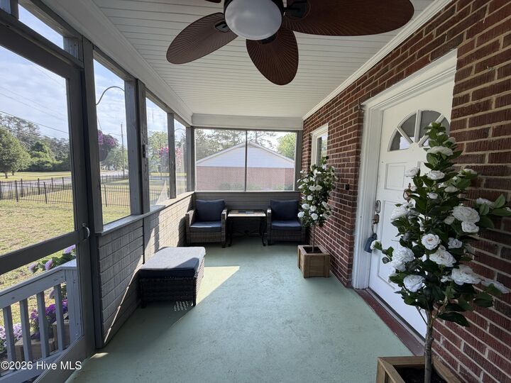 Property Photo:  225 Gordon Street  GA 30824 