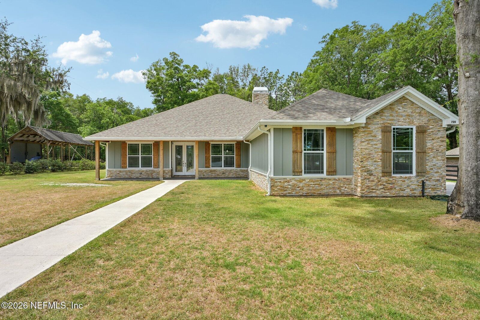 Property Photo:  720 Arthur Moore Drive  FL 32043 