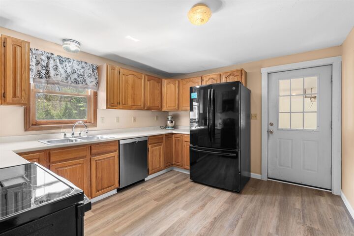 Property Photo: 11 Jennifer Lane NH 03281