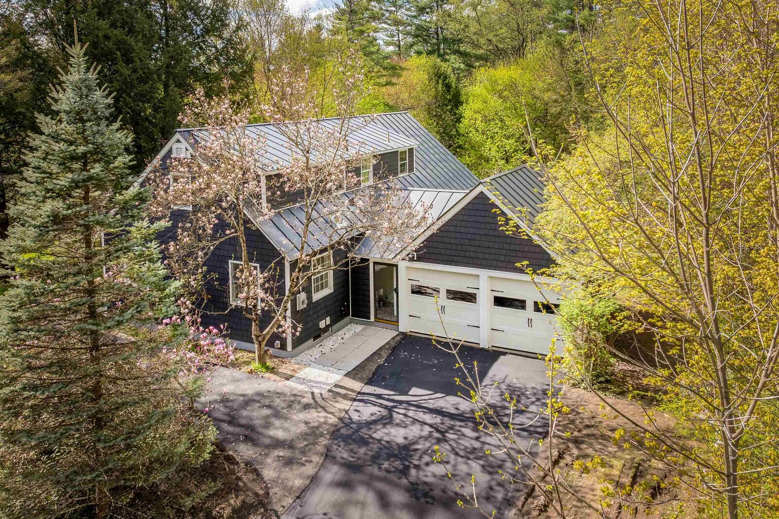 Property Photo:  75 E. Wheelock Street  NH 03755 